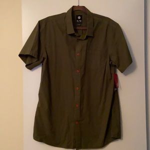 NWT Men’s Element Button-Down Shirt
